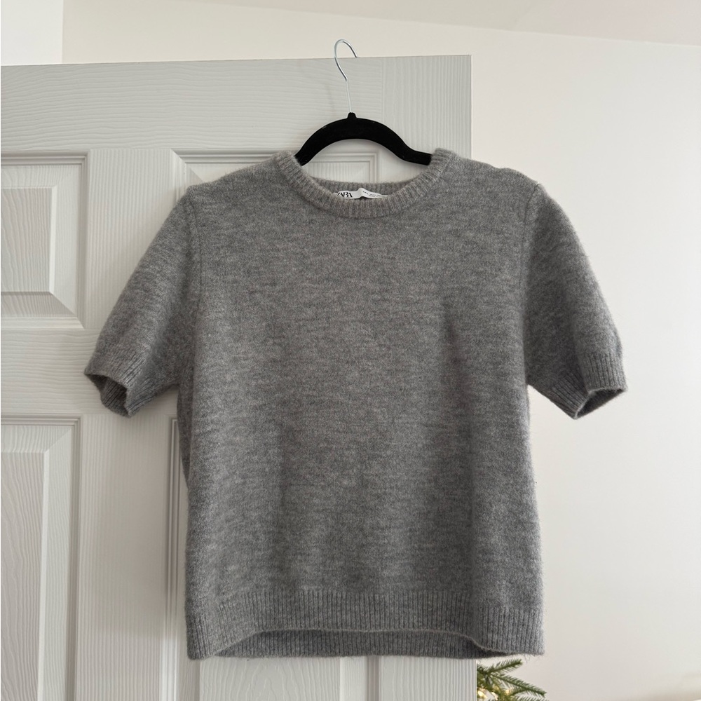 Gray Short Sleeve Sweater